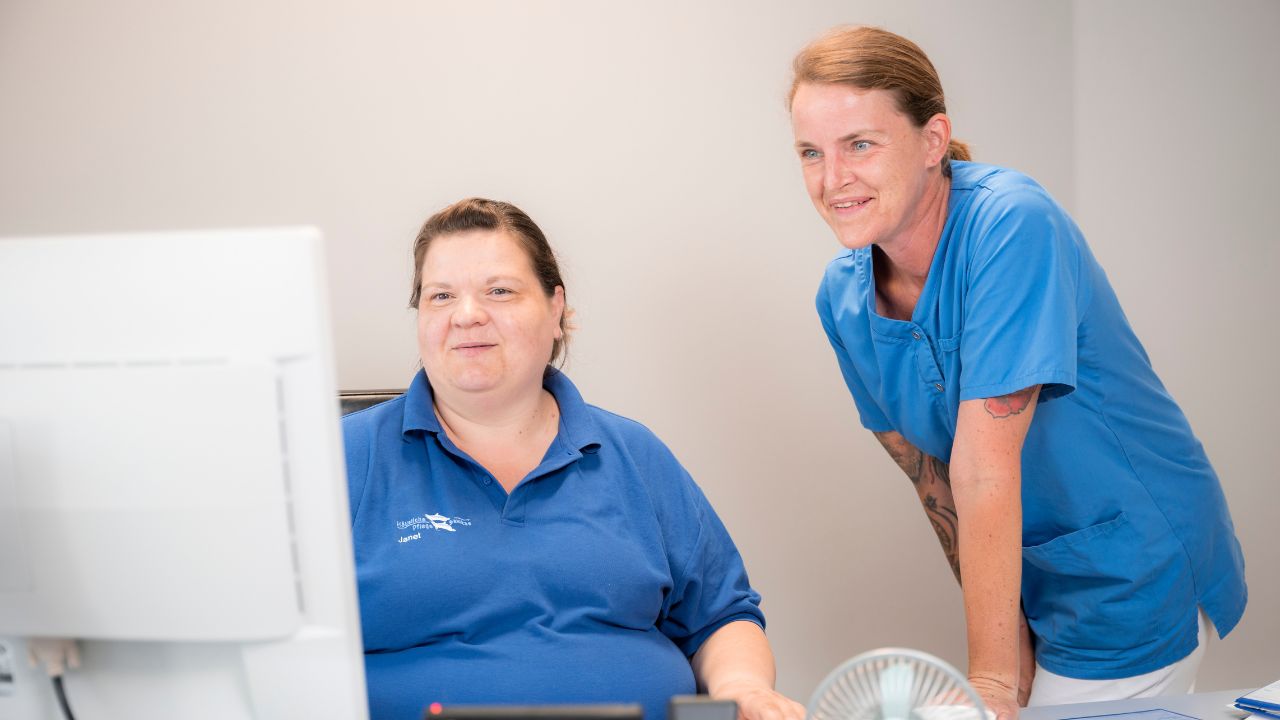 Pflege Sanitas Mitarbeiterinnen